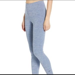 Nike leggings